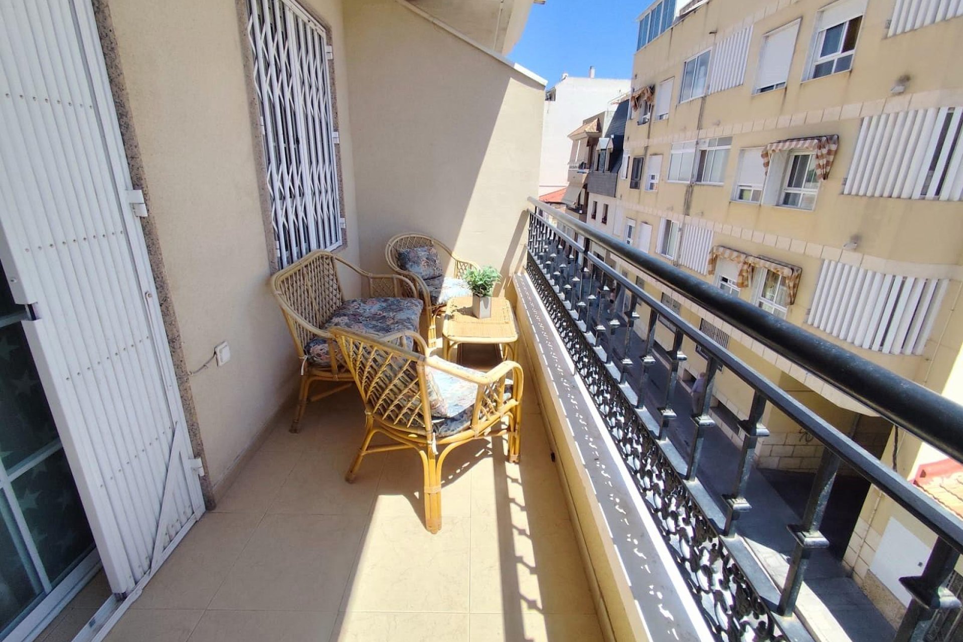 Herverkoop - Appartement -
Torrevieja - Centro