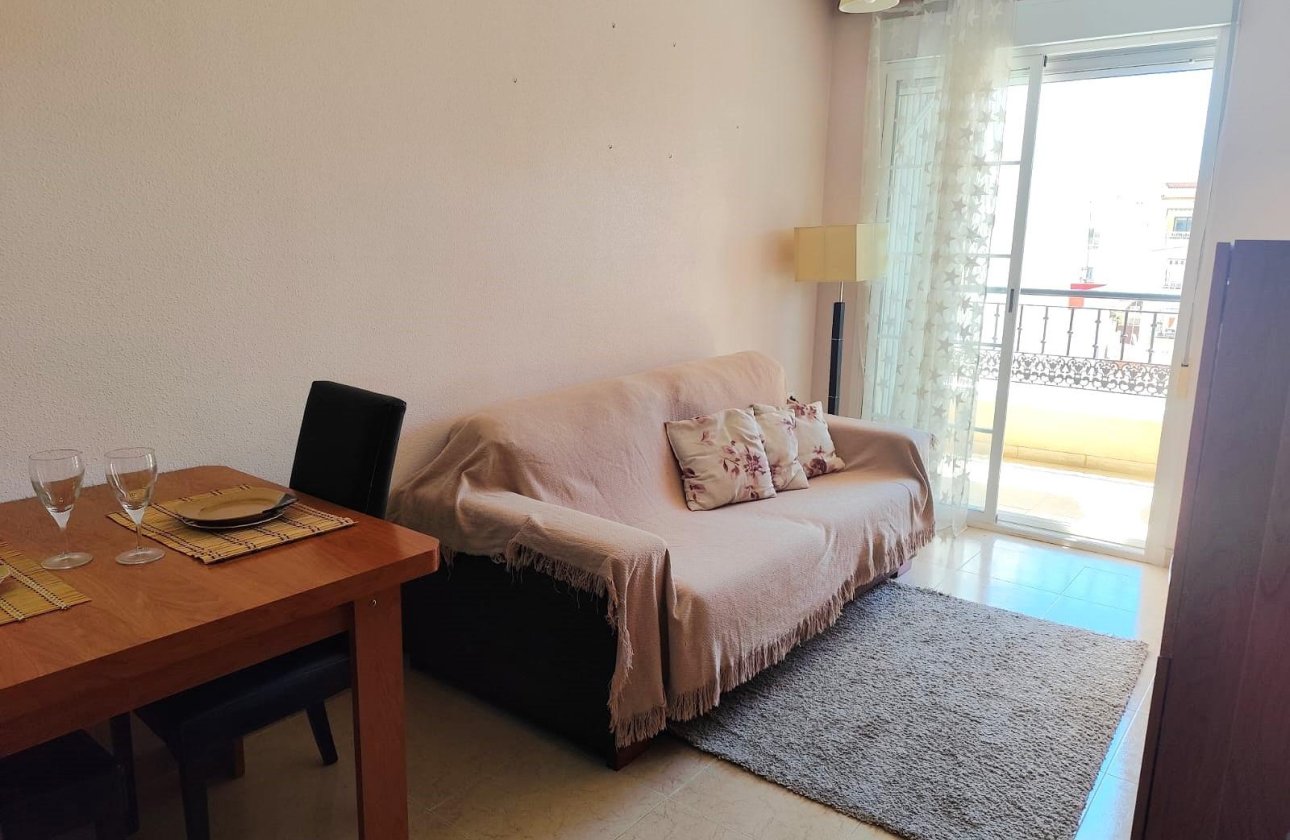 Herverkoop - Appartement -
Torrevieja - Centro