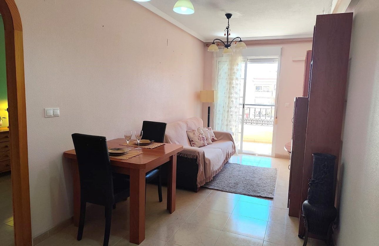 Herverkoop - Appartement -
Torrevieja - Centro