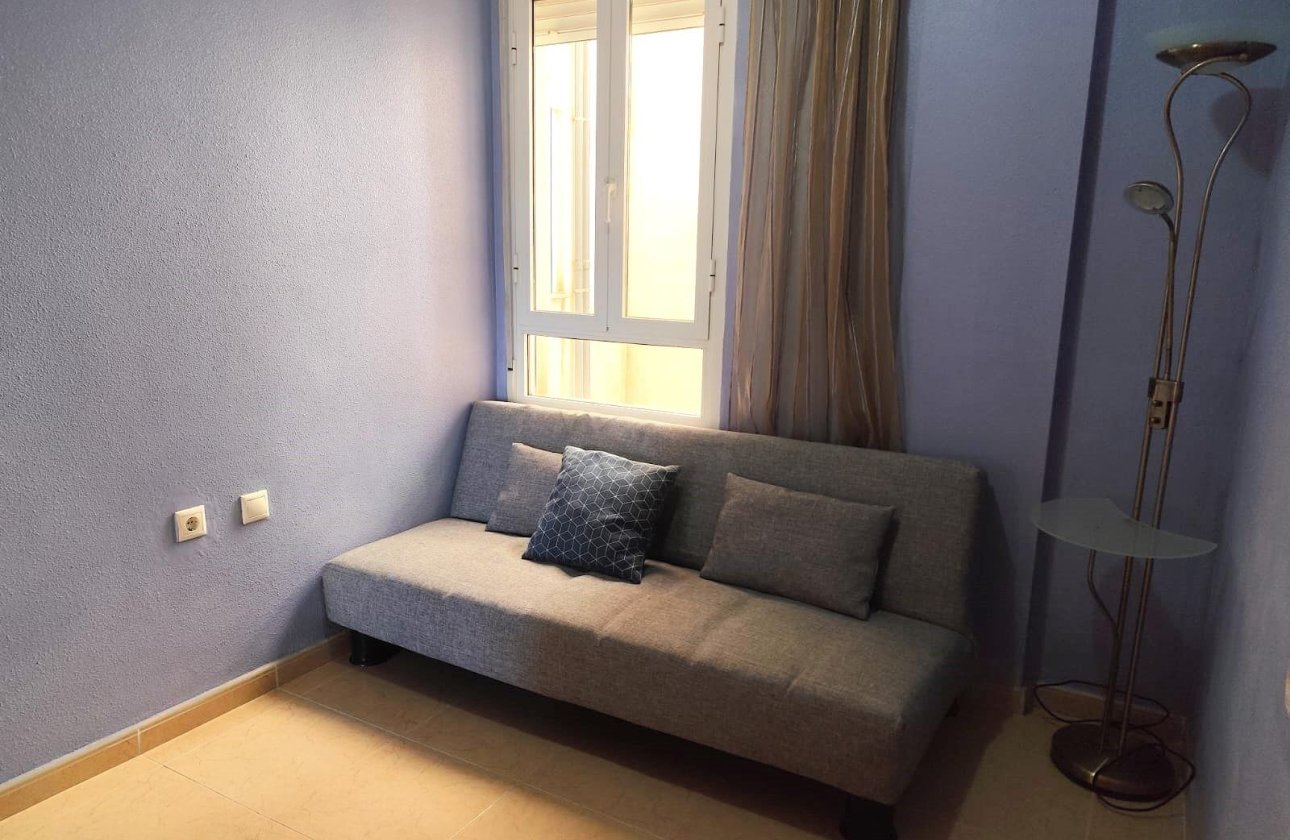 Herverkoop - Appartement -
Torrevieja - Centro