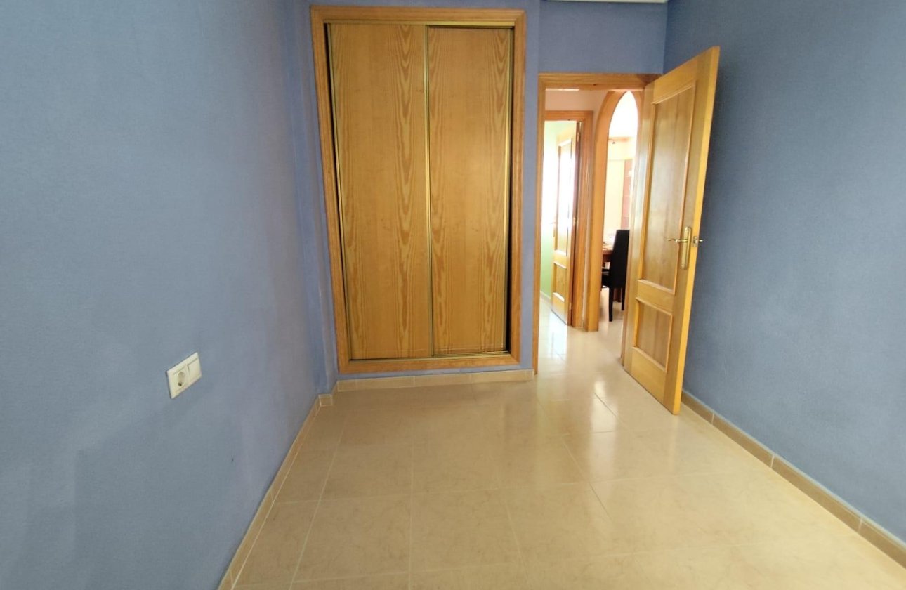 Herverkoop - Appartement -
Torrevieja - Centro