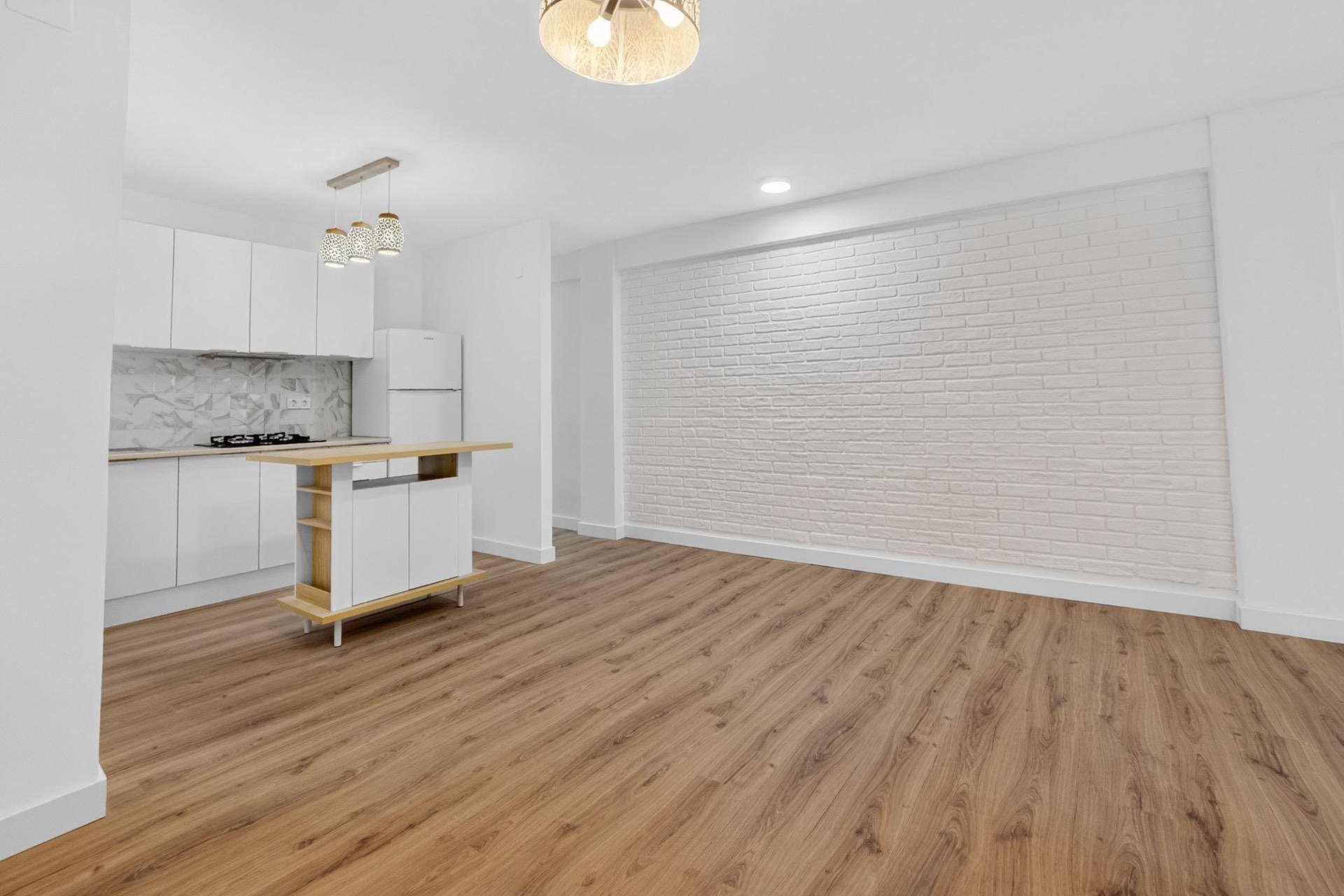 Herverkoop - Appartement -
Torrevieja - Centro
