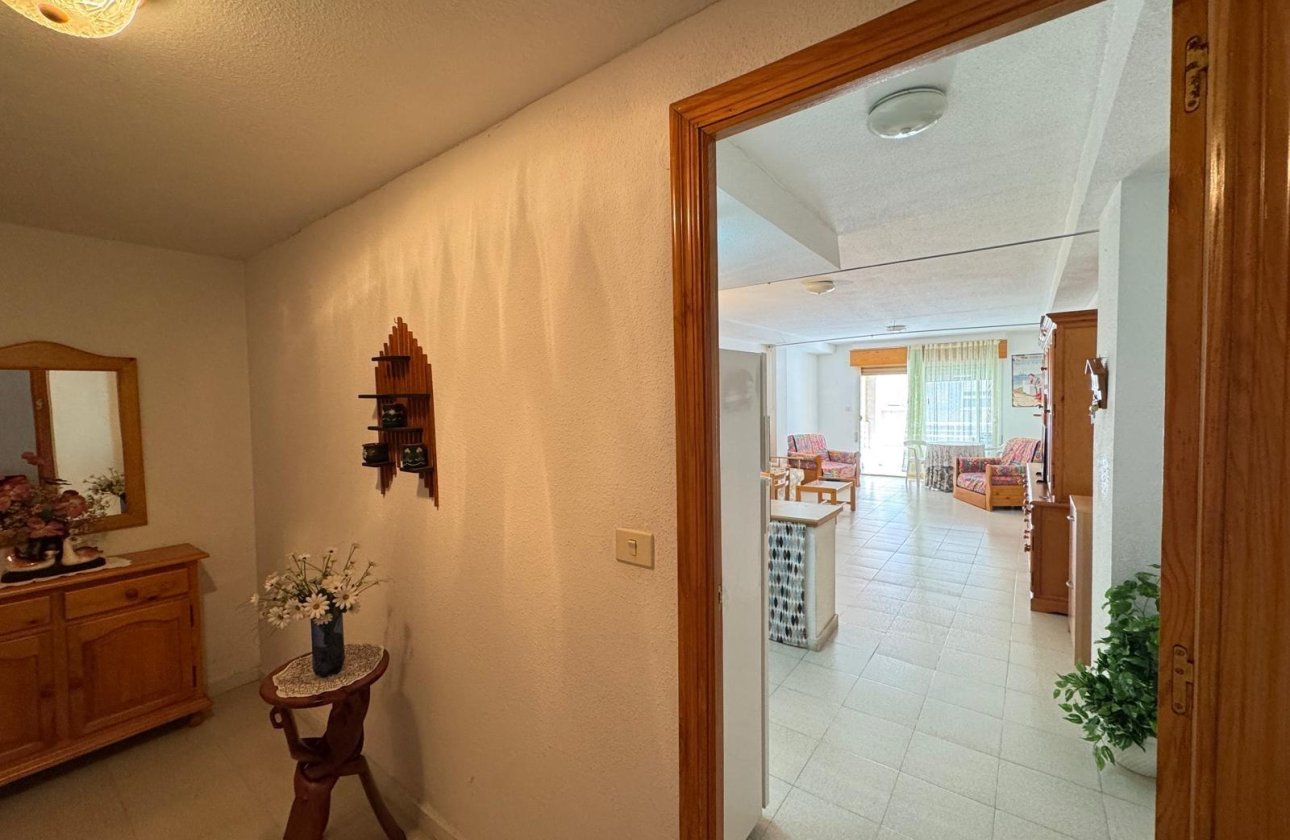 Herverkoop - Appartement -
Torrevieja - Centro