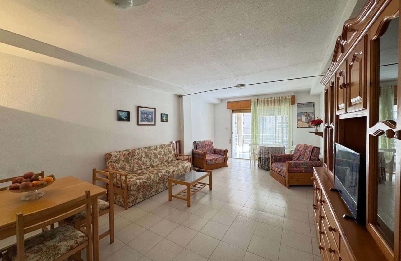 Herverkoop - Appartement -
Torrevieja - Centro