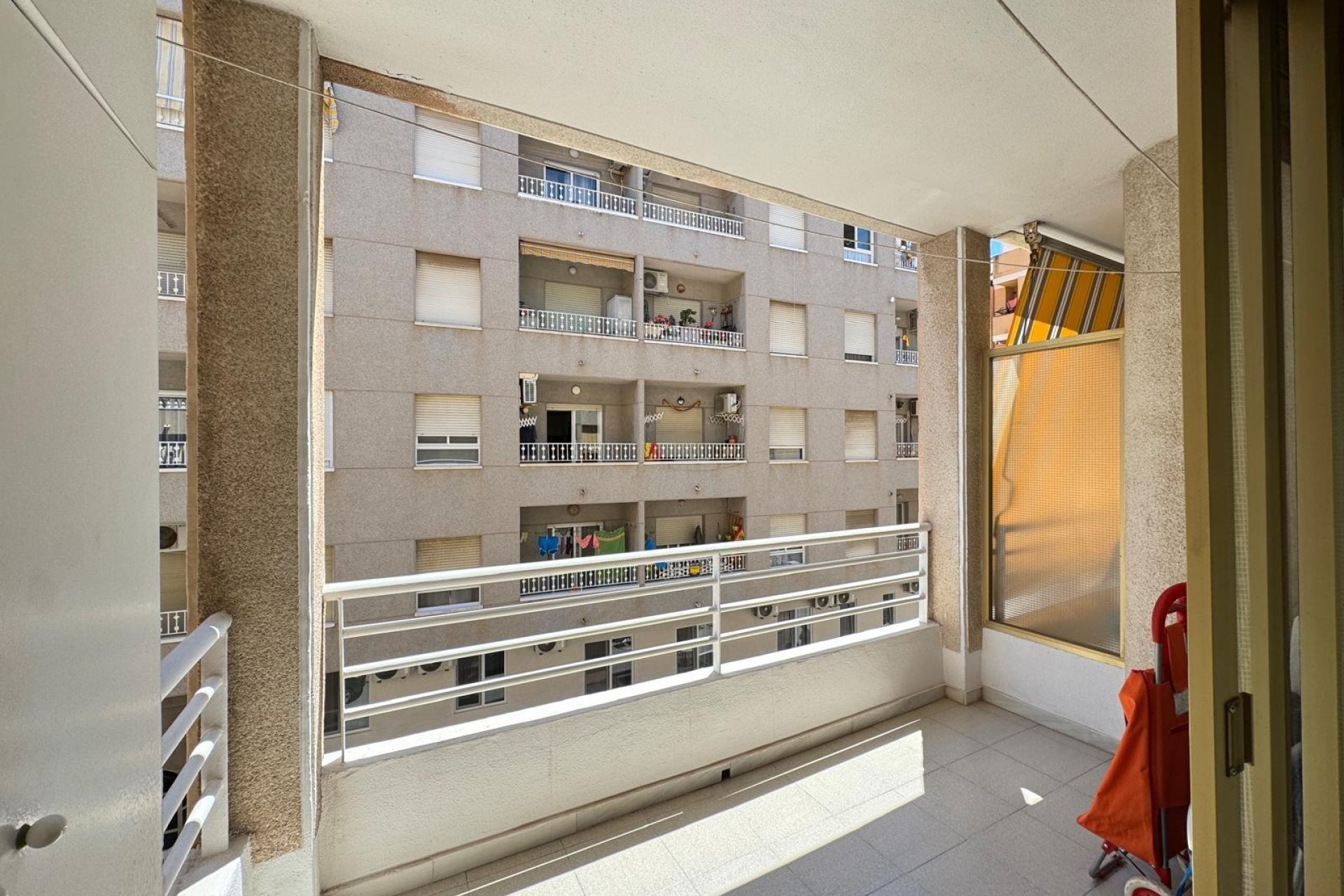 Herverkoop - Appartement -
Torrevieja - Centro
