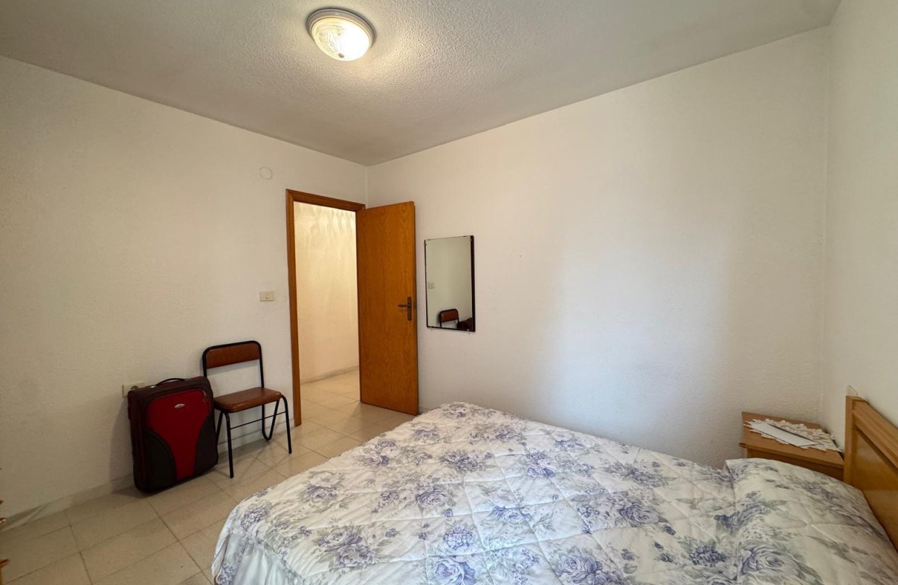 Herverkoop - Appartement -
Torrevieja - Centro