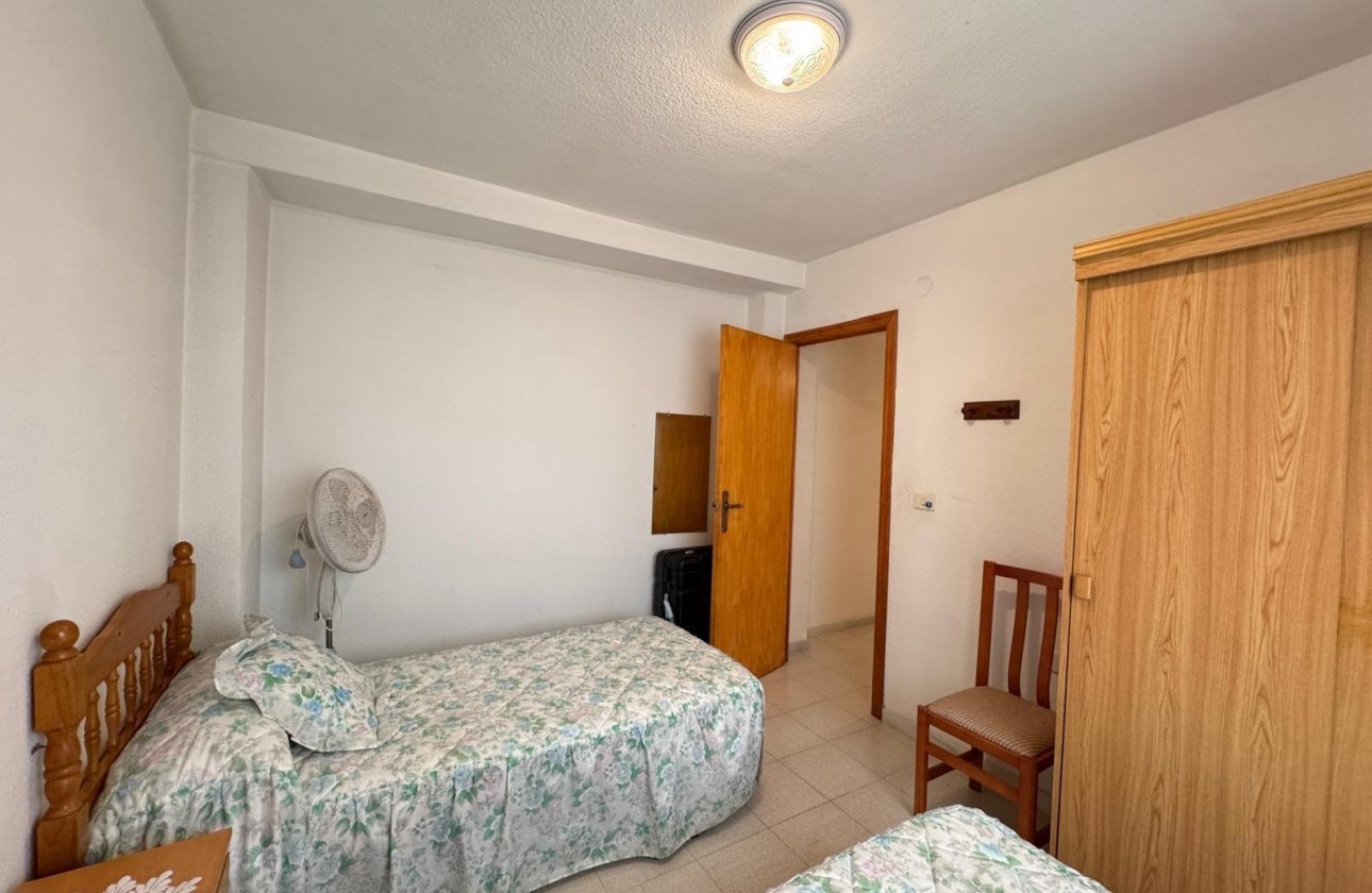 Herverkoop - Appartement -
Torrevieja - Centro
