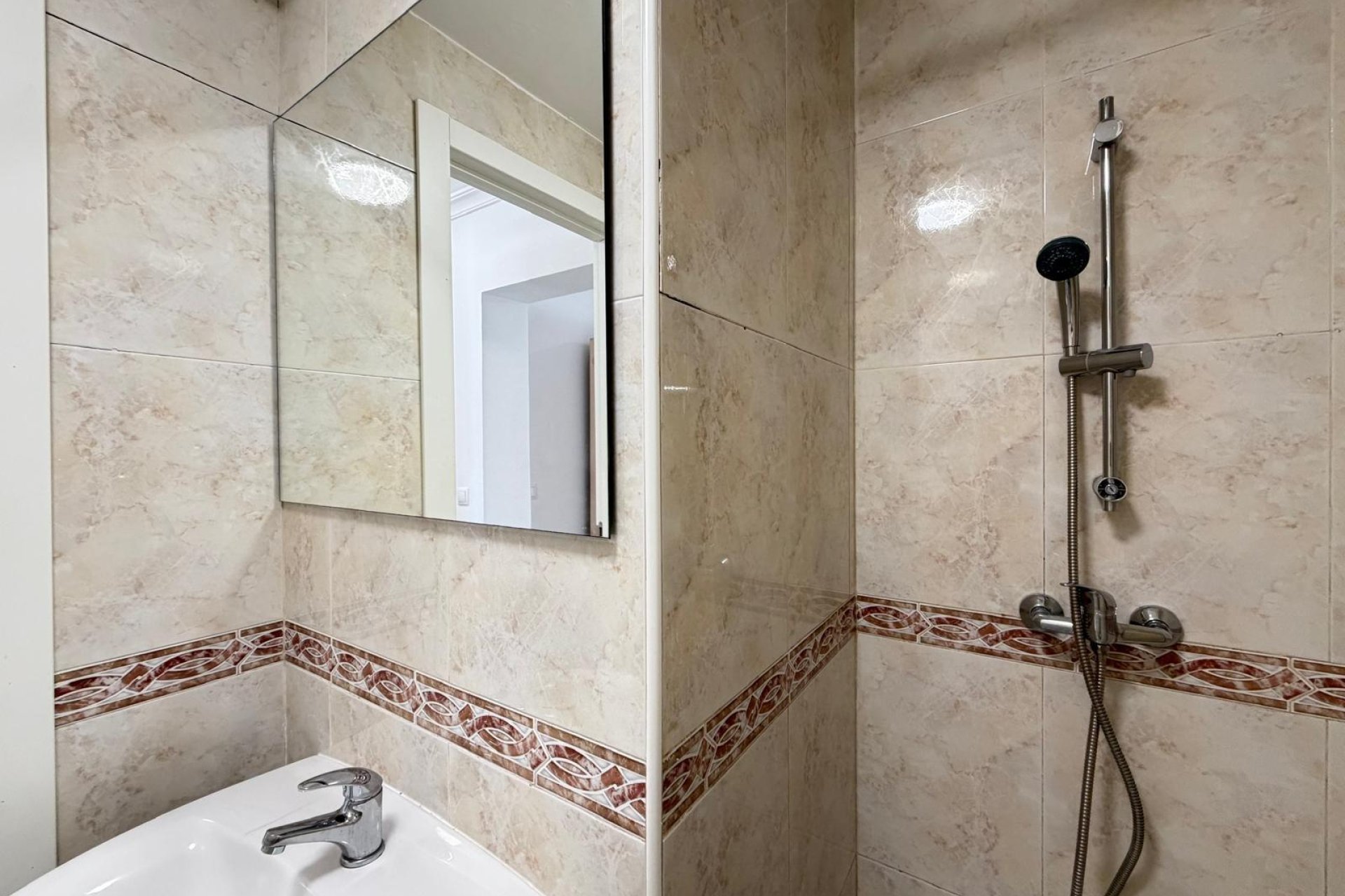 Herverkoop - Appartement -
Torrevieja - Centro