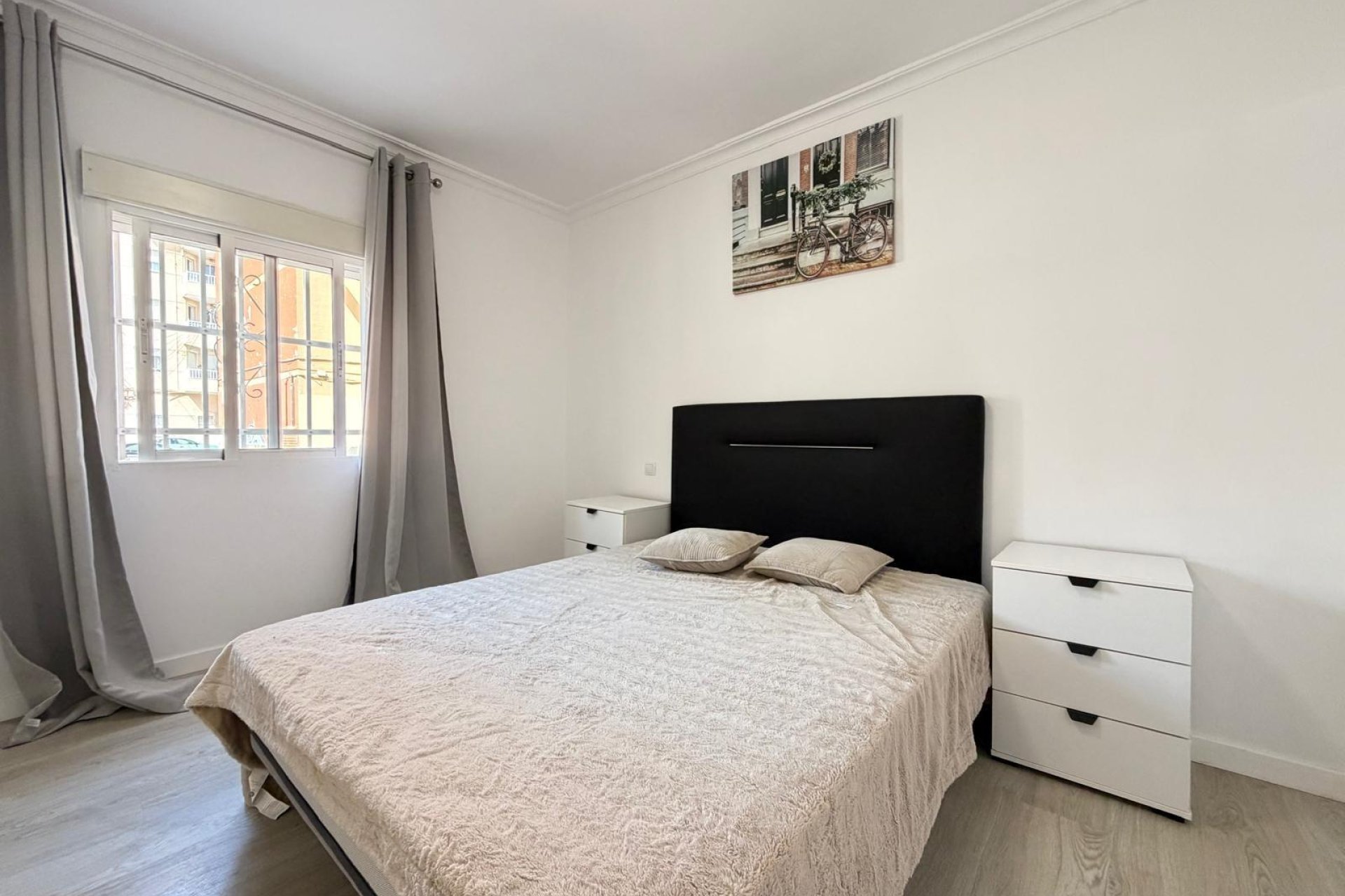 Herverkoop - Appartement -
Torrevieja - Centro