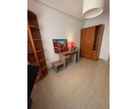Herverkoop - Appartement -
Torrevieja - Centro