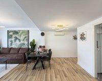 Herverkoop - Appartement -
Torrevieja - Centro