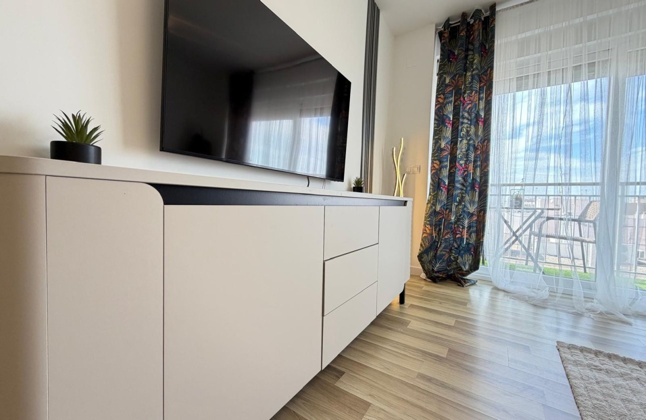 Herverkoop - Appartement -
Torrevieja - Centro