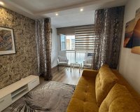 Herverkoop - Appartement -
Torrevieja - Centro