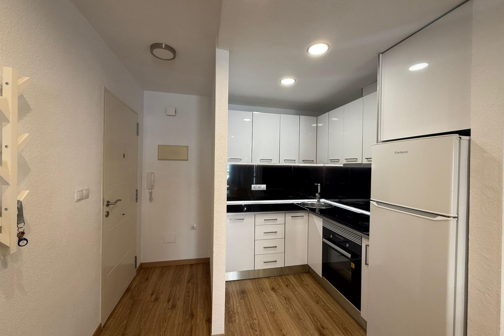 Herverkoop - Appartement -
Torrevieja - Centro