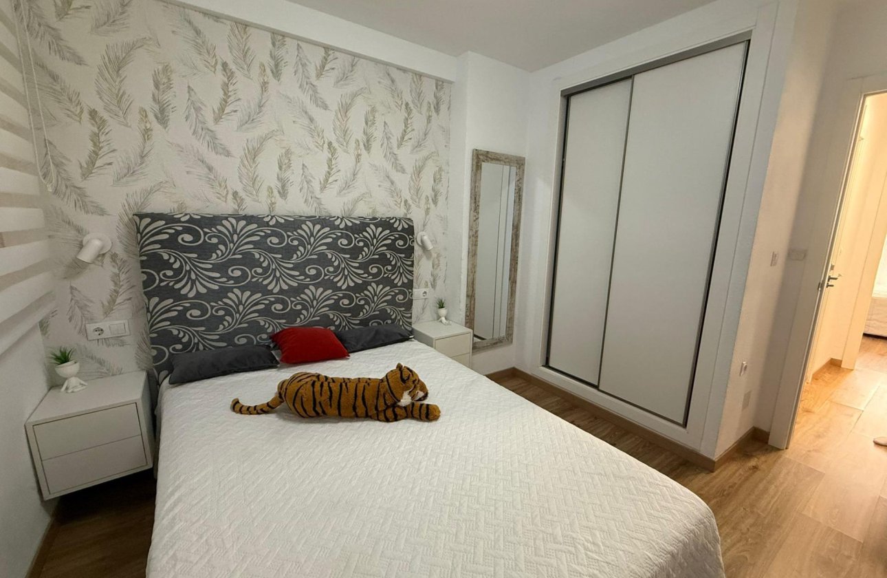 Herverkoop - Appartement -
Torrevieja - Centro