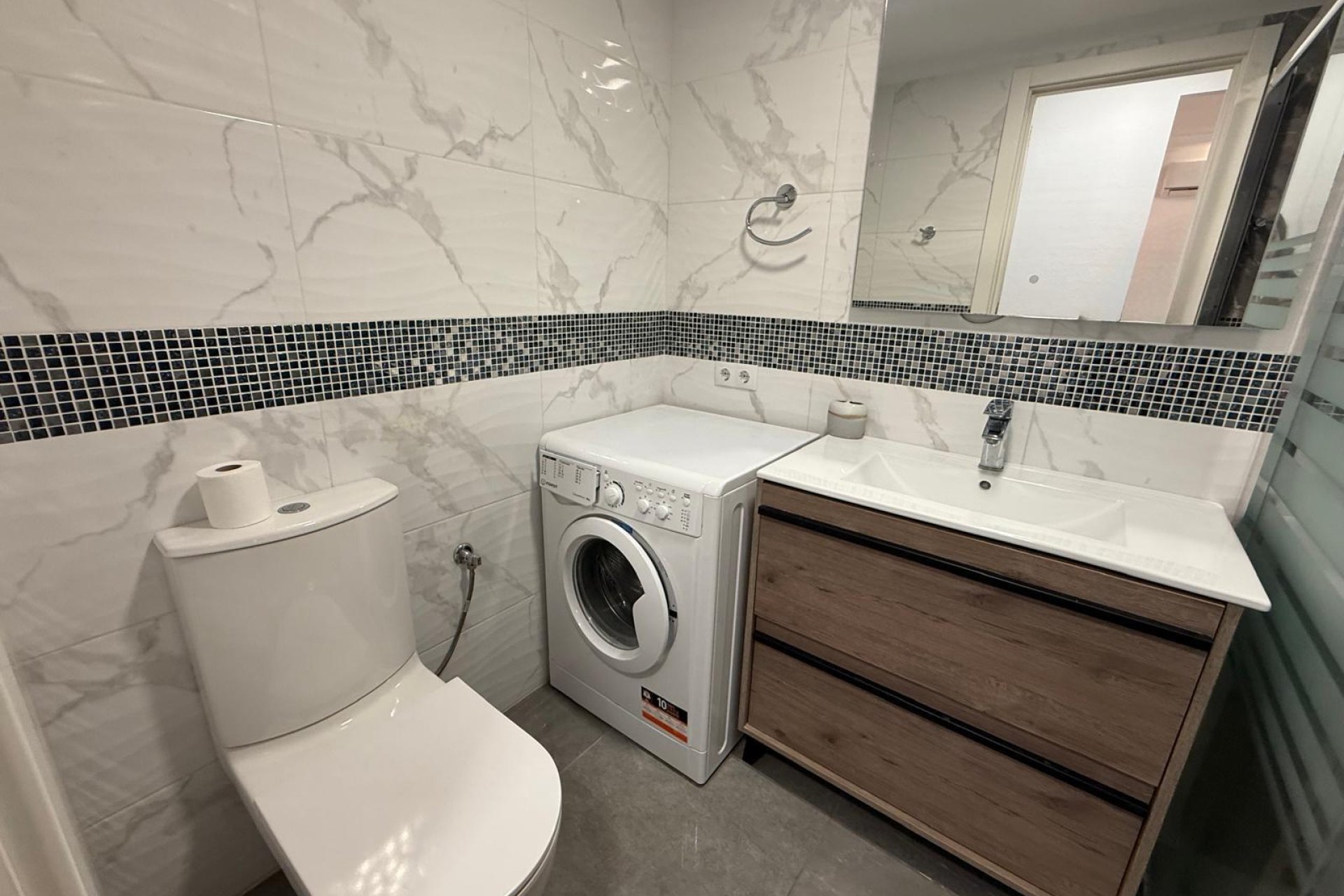 Herverkoop - Appartement -
Torrevieja - Centro