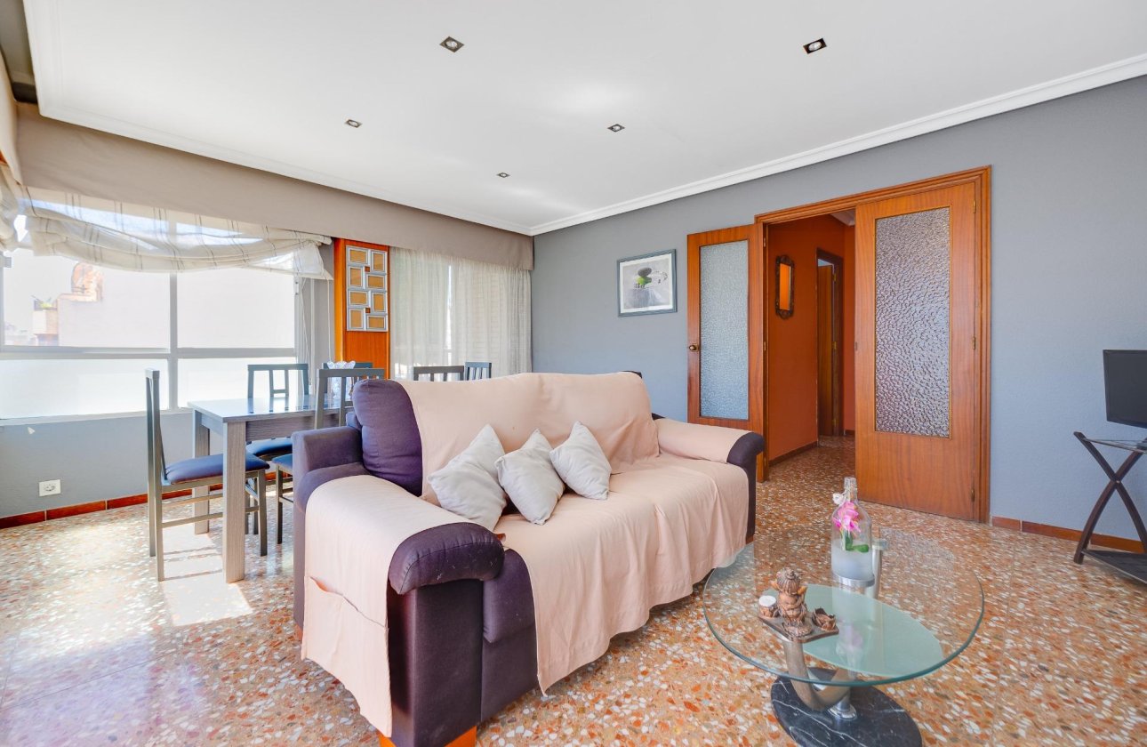 Herverkoop - Appartement -
Torrevieja - Centro
