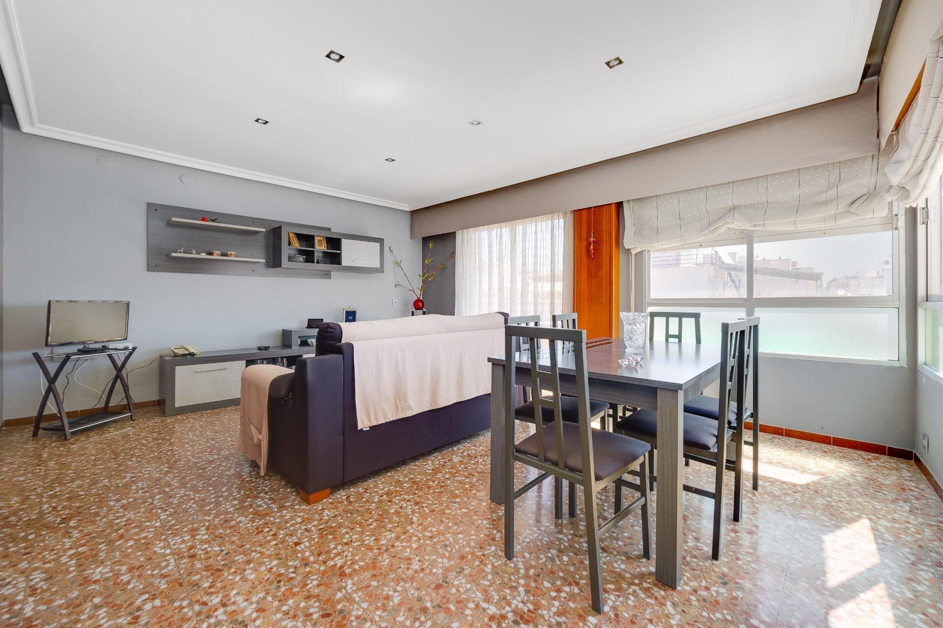 Herverkoop - Appartement -
Torrevieja - Centro
