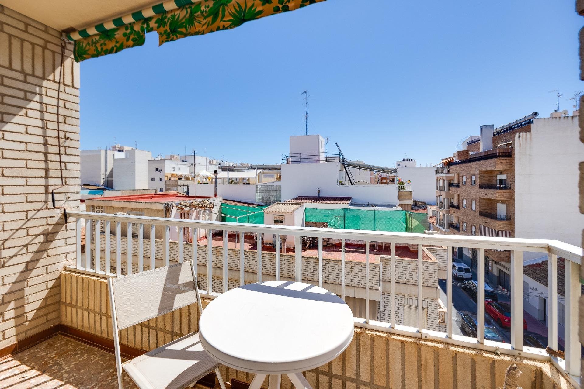 Herverkoop - Appartement -
Torrevieja - Centro