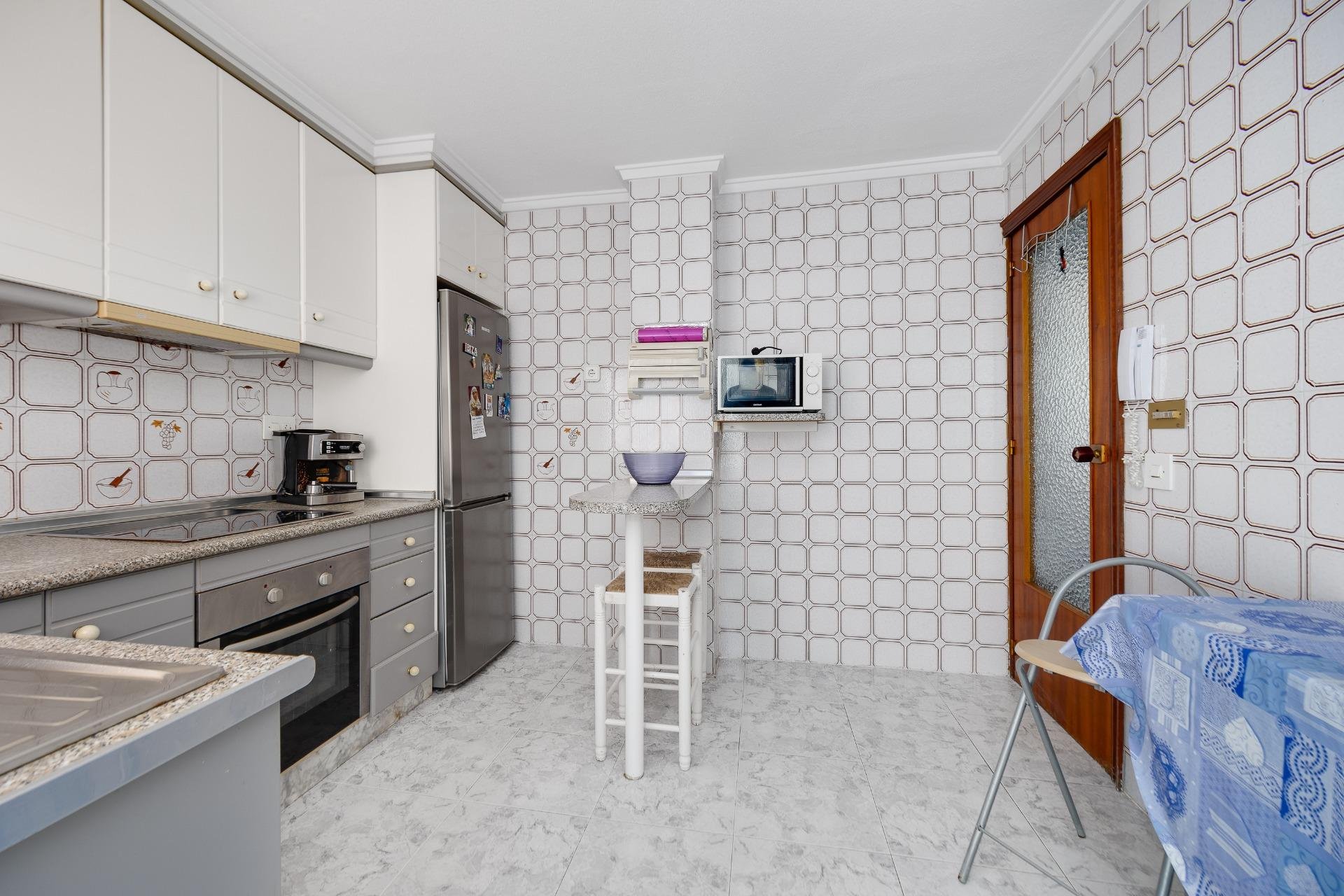 Herverkoop - Appartement -
Torrevieja - Centro
