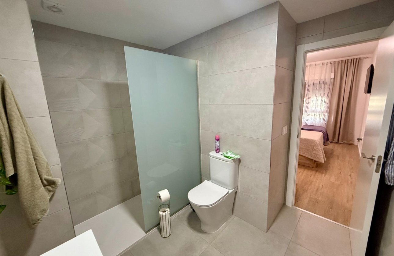 Herverkoop - Appartement -
Torrevieja - Centro