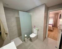 Herverkoop - Appartement -
Torrevieja - Centro