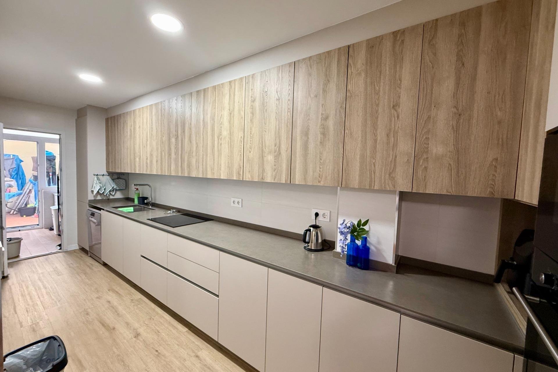 Herverkoop - Appartement -
Torrevieja - Centro