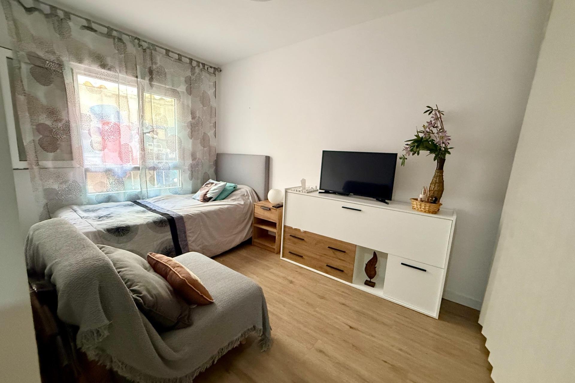 Herverkoop - Appartement -
Torrevieja - Centro