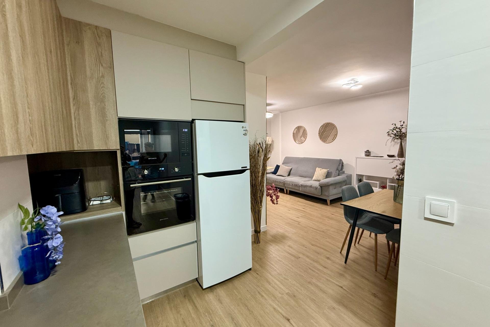 Herverkoop - Appartement -
Torrevieja - Centro