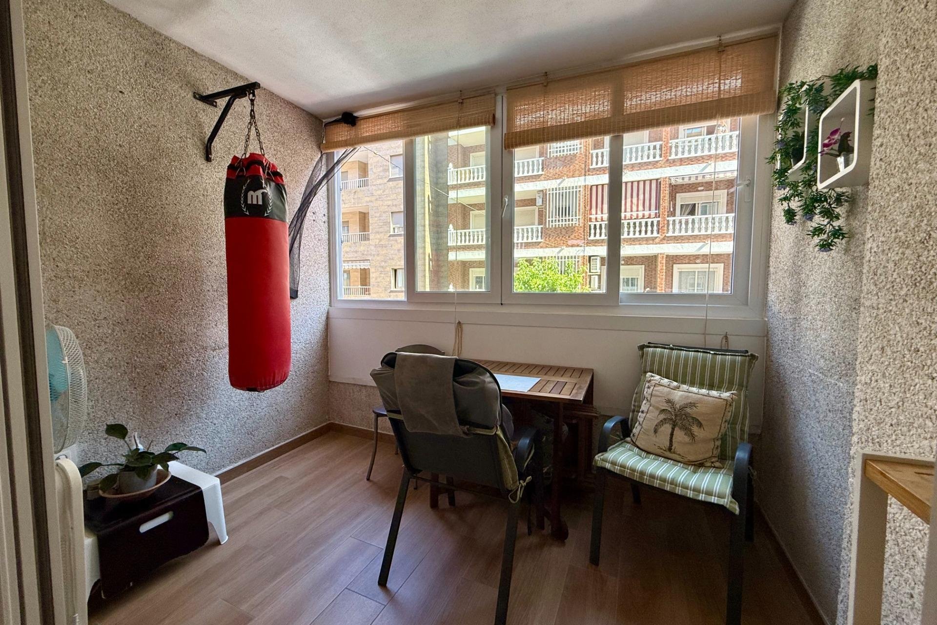 Herverkoop - Appartement -
Torrevieja - Centro