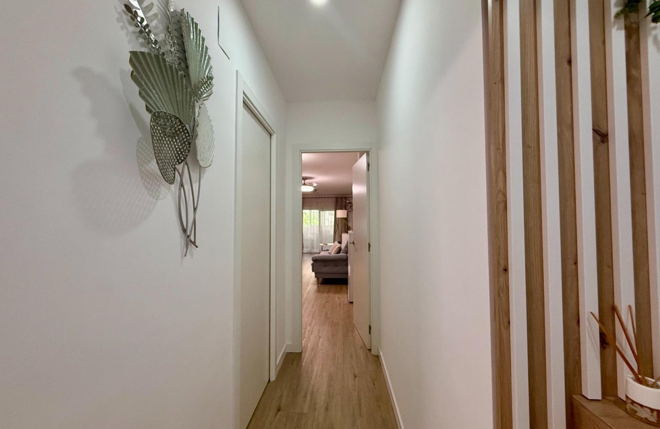 Herverkoop - Appartement -
Torrevieja - Centro