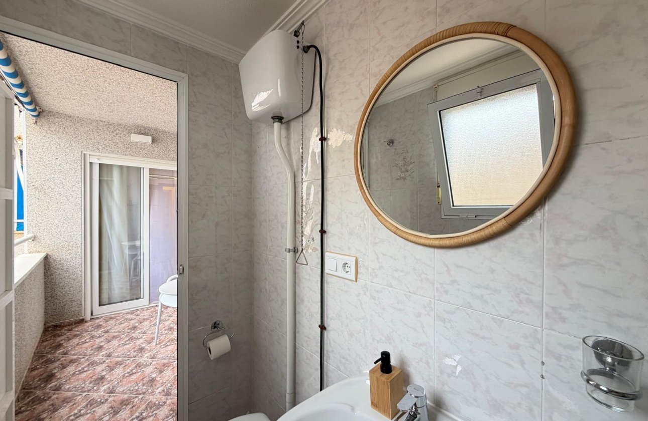 Herverkoop - Appartement -
Torrevieja - Centro