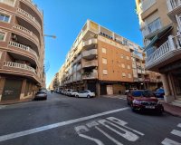 Herverkoop - Appartement -
Torrevieja - Centro