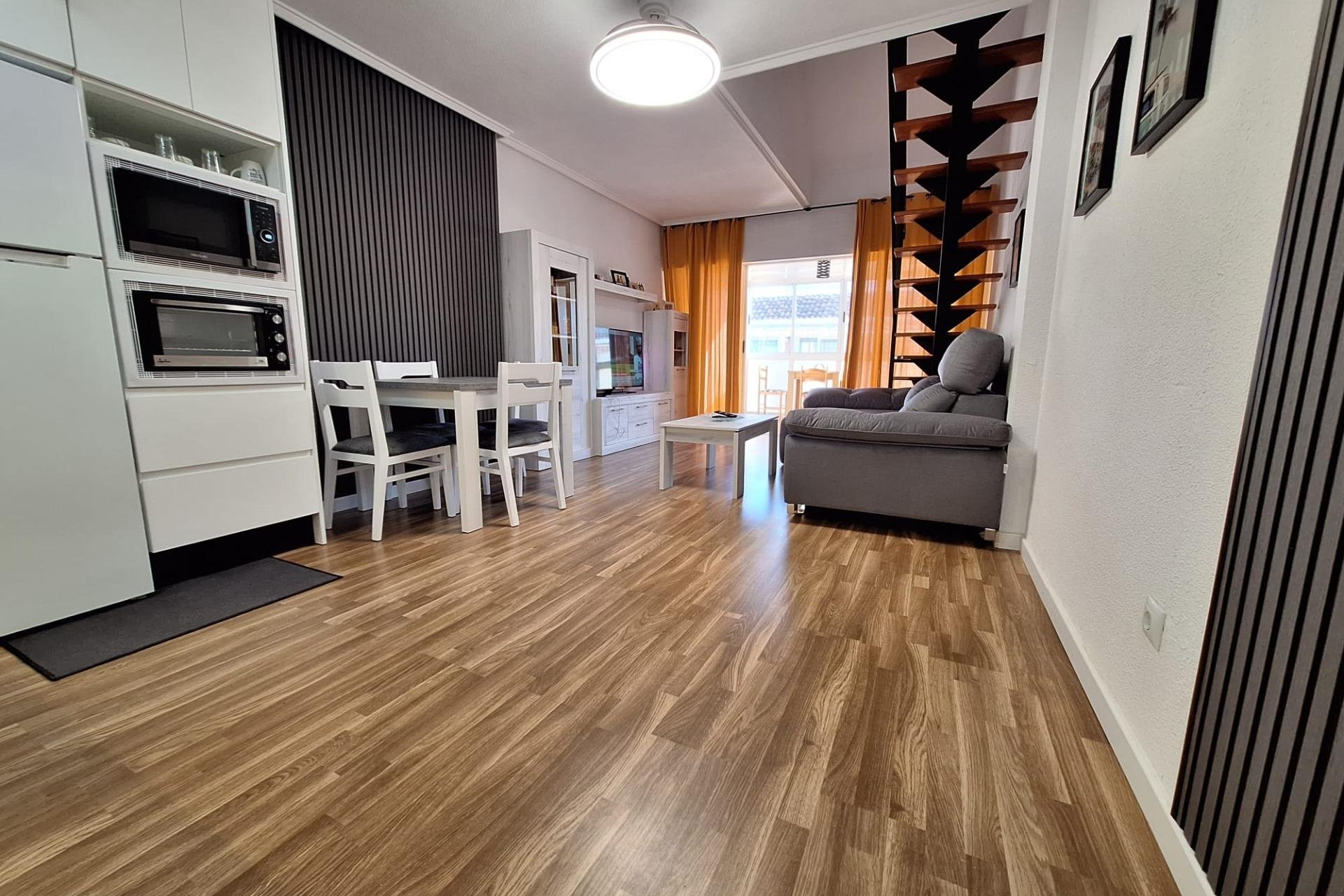 Herverkoop - Appartement -
Torrevieja - Centro
