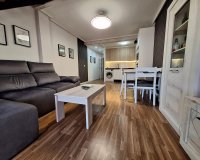 Herverkoop - Appartement -
Torrevieja - Centro