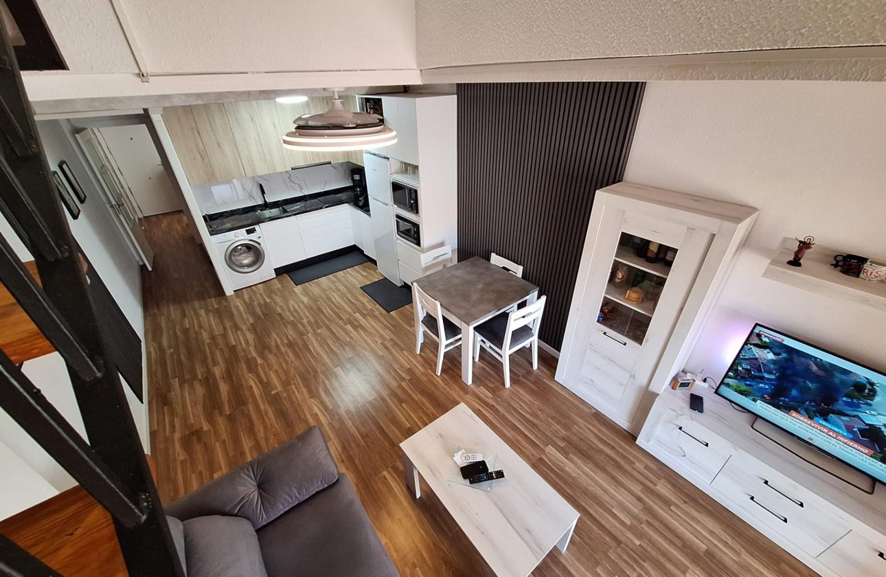 Herverkoop - Appartement -
Torrevieja - Centro