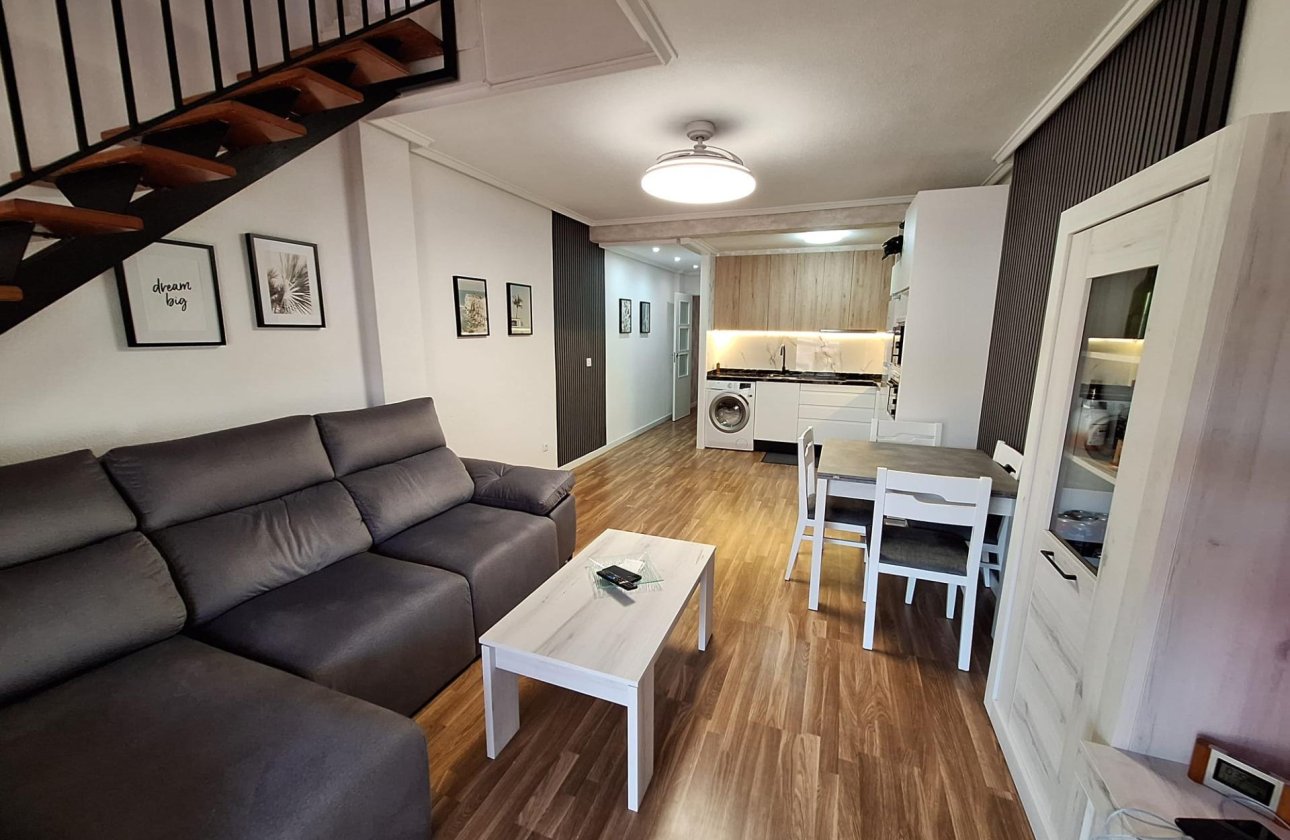 Herverkoop - Appartement -
Torrevieja - Centro