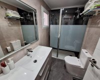 Herverkoop - Appartement -
Torrevieja - Centro