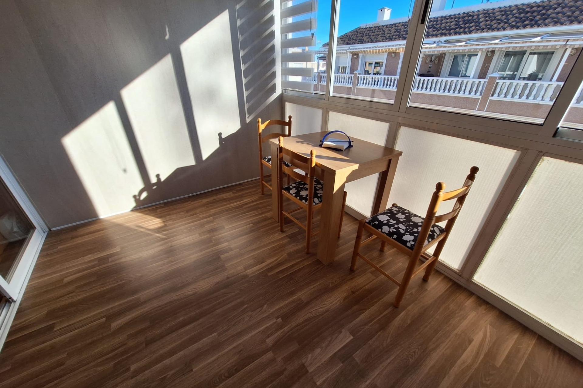 Herverkoop - Appartement -
Torrevieja - Centro