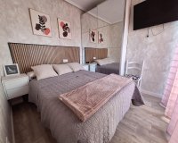 Herverkoop - Appartement -
Torrevieja - Centro