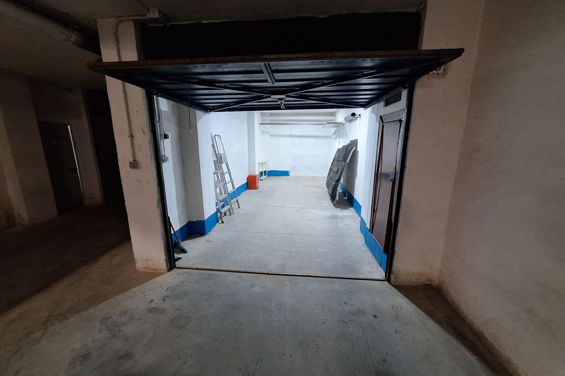 Herverkoop - Appartement -
Torrevieja - Centro