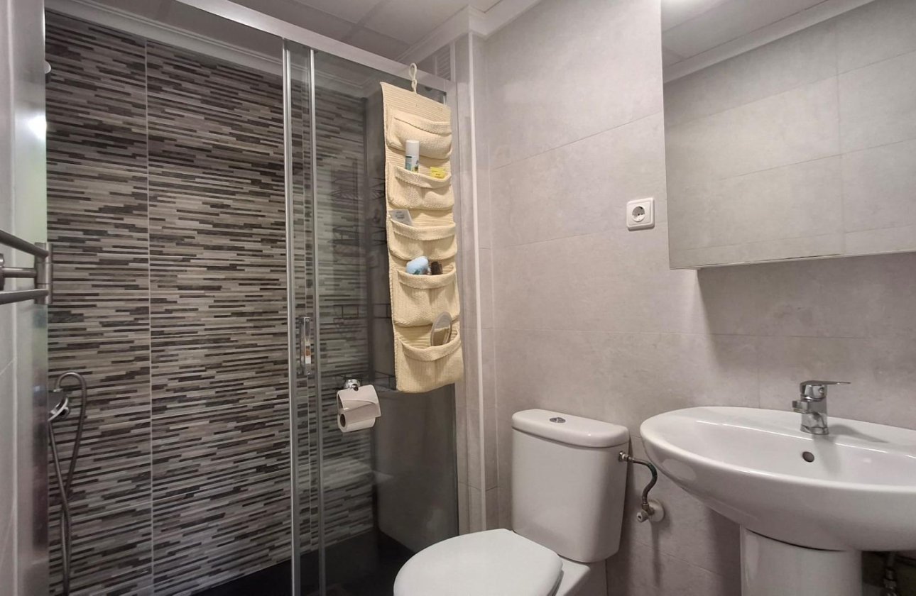 Herverkoop - Appartement -
Torrevieja - Centro