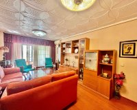 Herverkoop - Appartement -
Torrevieja - Centro