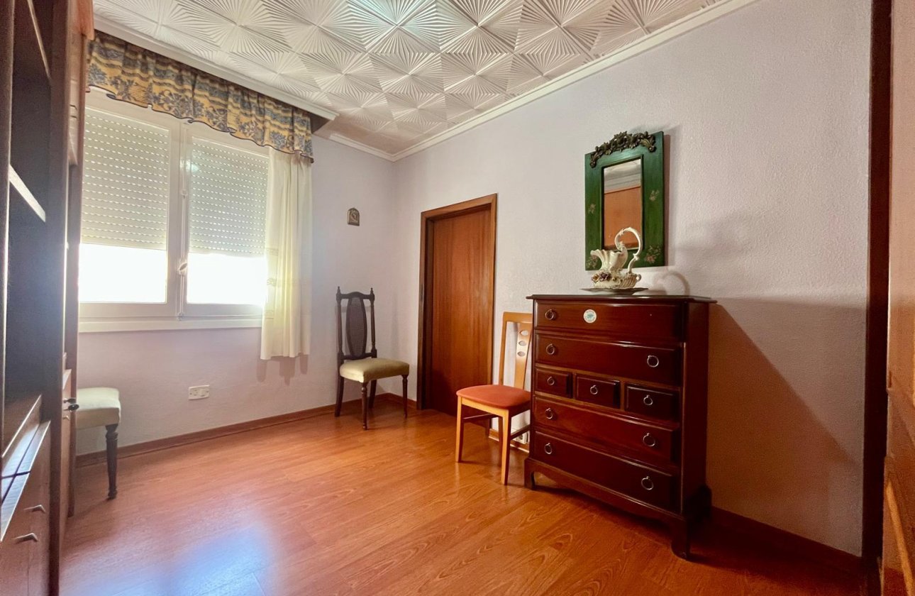 Herverkoop - Appartement -
Torrevieja - Centro