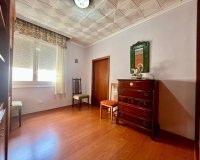 Herverkoop - Appartement -
Torrevieja - Centro