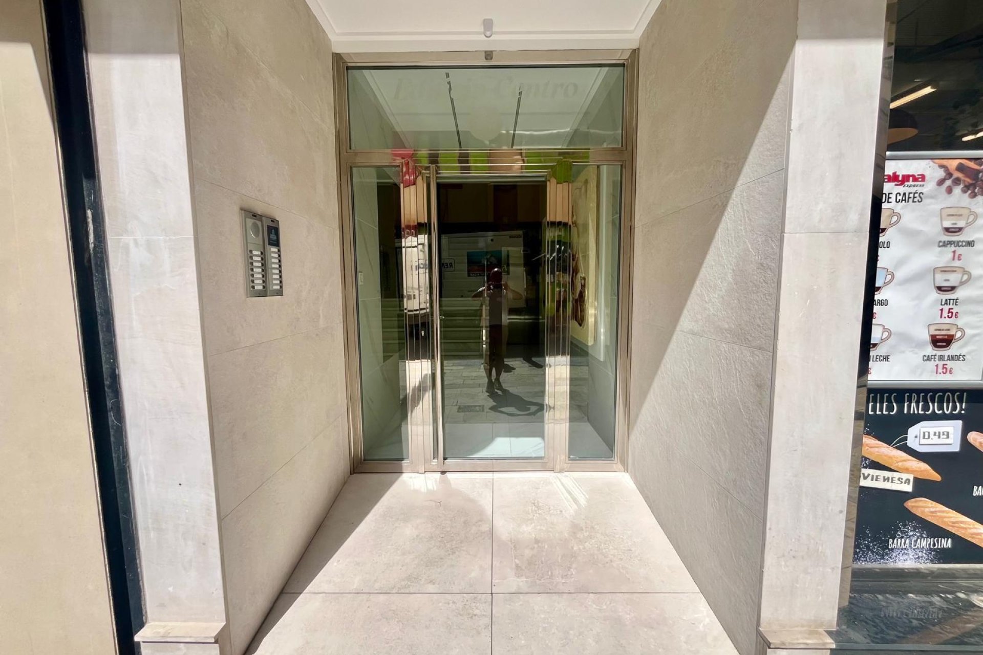 Herverkoop - Appartement -
Torrevieja - Centro
