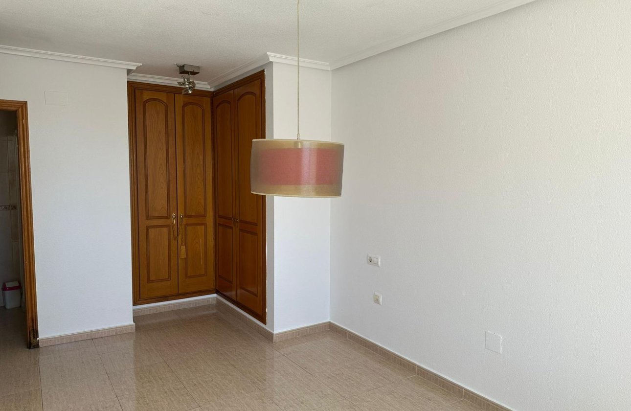 Herverkoop - Appartement -
Torrevieja - Centro