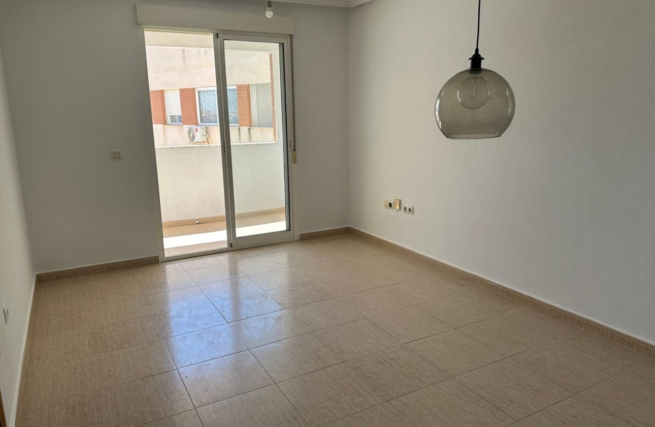 Herverkoop - Appartement -
Torrevieja - Centro