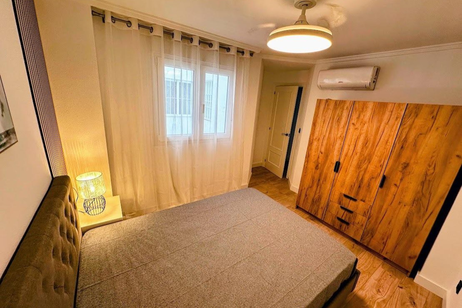 Herverkoop - Appartement -
Torrevieja - Centro