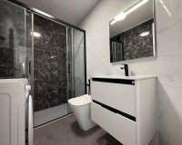 Herverkoop - Appartement -
Torrevieja - Centro